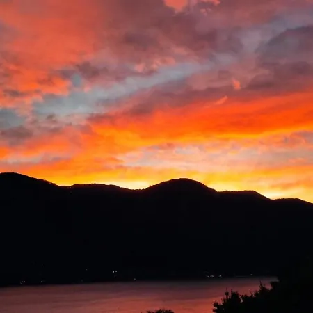 Raggio Di Sole 度假居 *